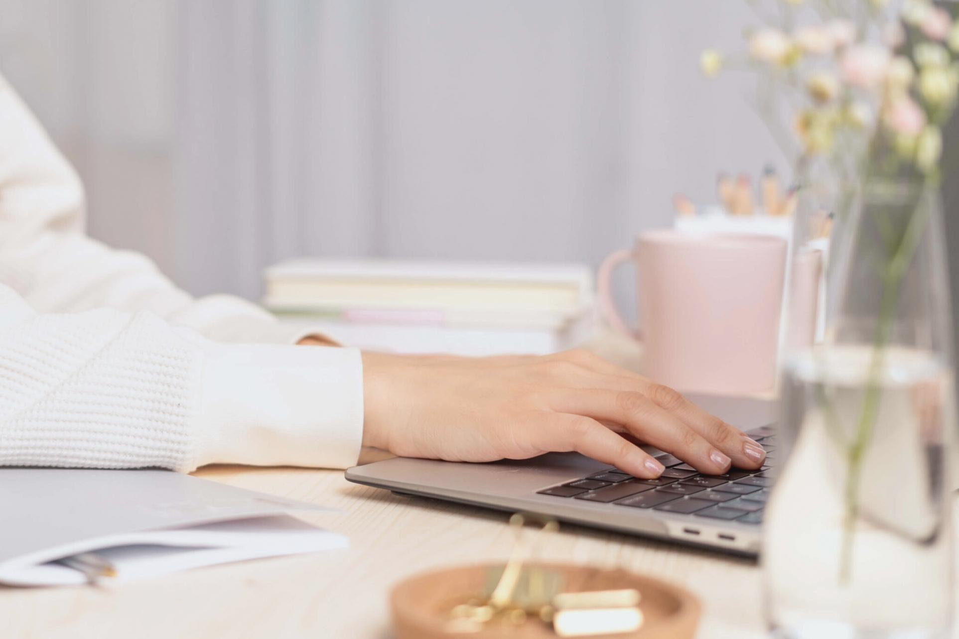 Διαδικτυακή εκπαιδευτική πλατφόρμα με διαδραστικά εργαστήρια